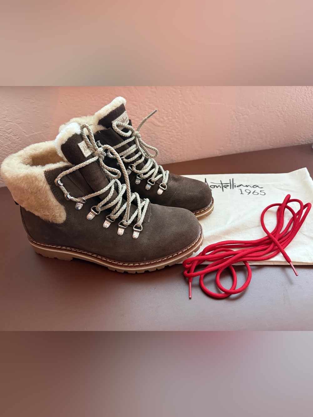 Montelliana Suede Shearling Hiking Boots in Olive with extra Red Laces